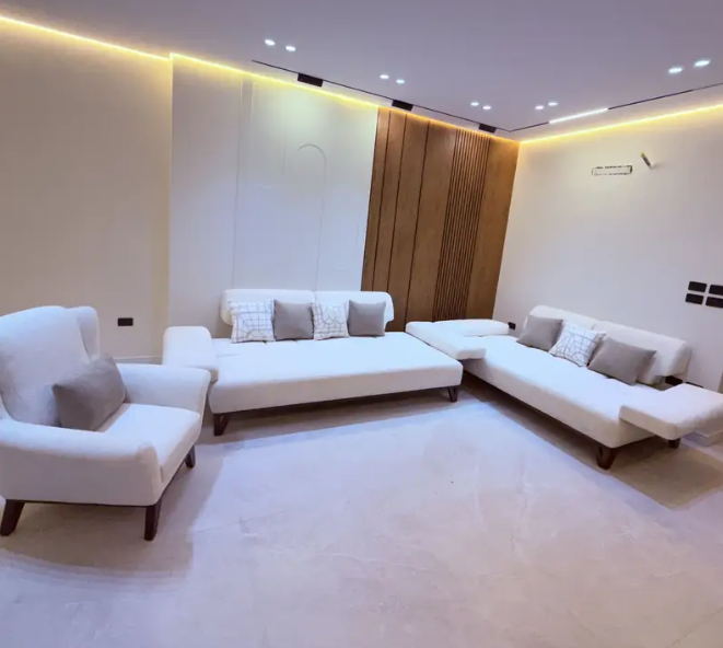 انتريه مودرن للمساحات الواسعه living room thumbnail