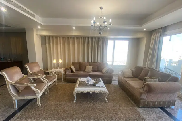 انتريه مودرن للبيع. Full sofa set thumbnail