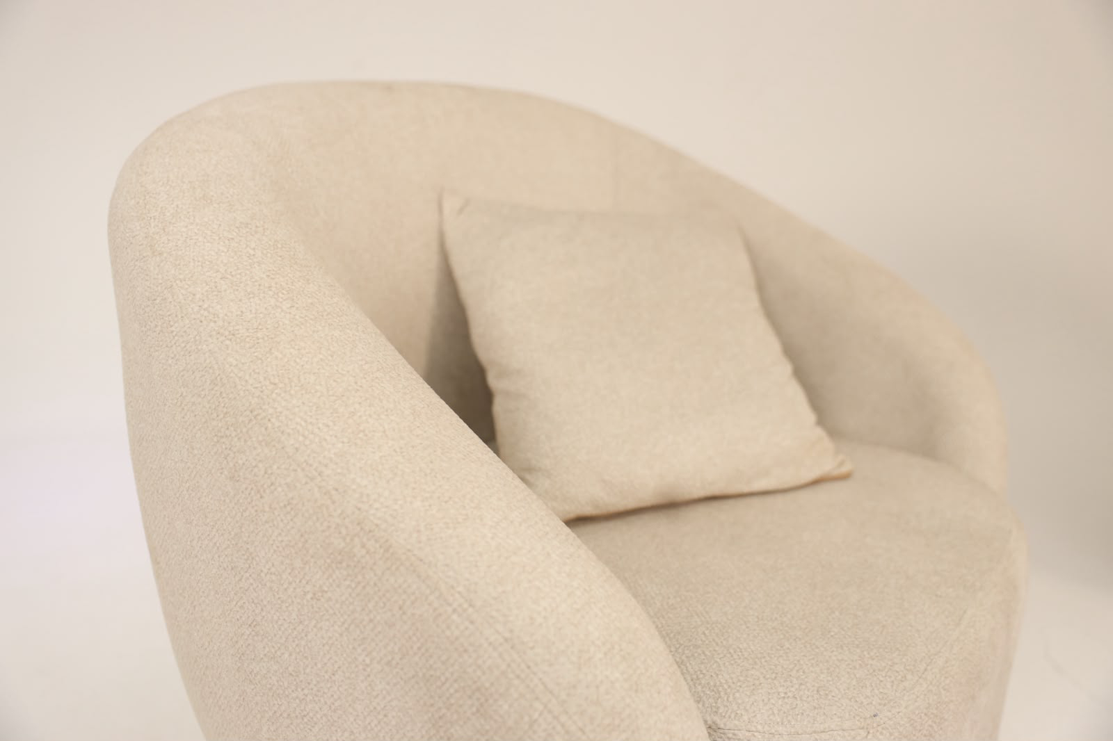 Accent Chairs – Custom Made thumbnail