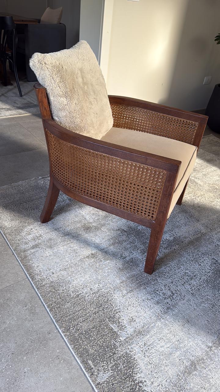Chair thumbnail
