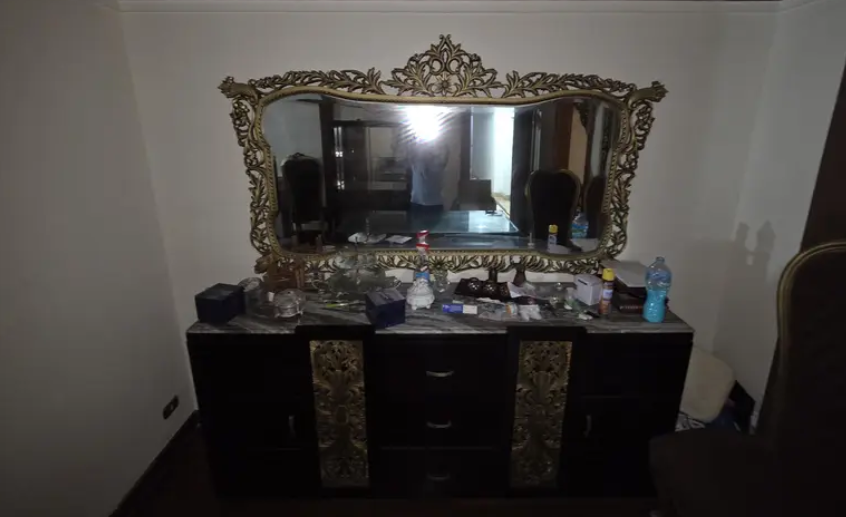 dinning table سفره thumbnail