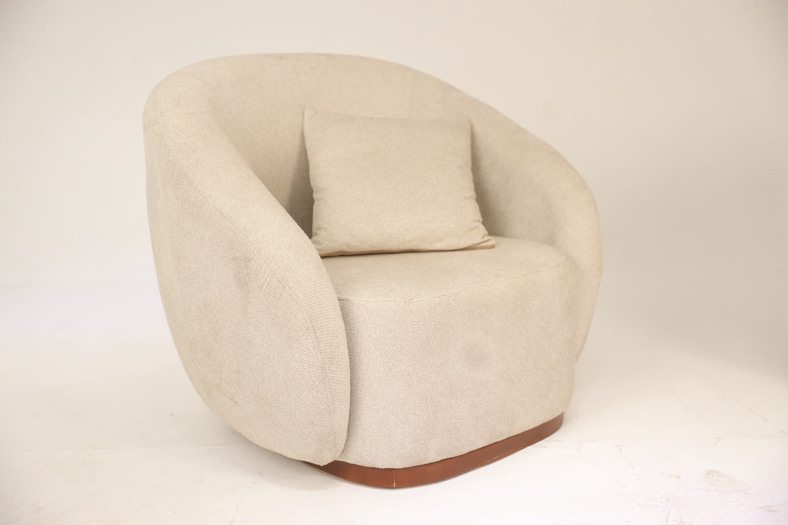 Accent Chairs – Custom Made thumbnail