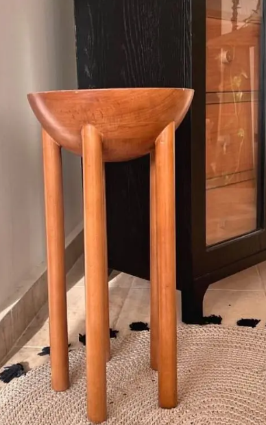 ترابيزة جانبية (Side Table) خشب طبيعي - تصميم مودرن راقي وفريد thumbnail