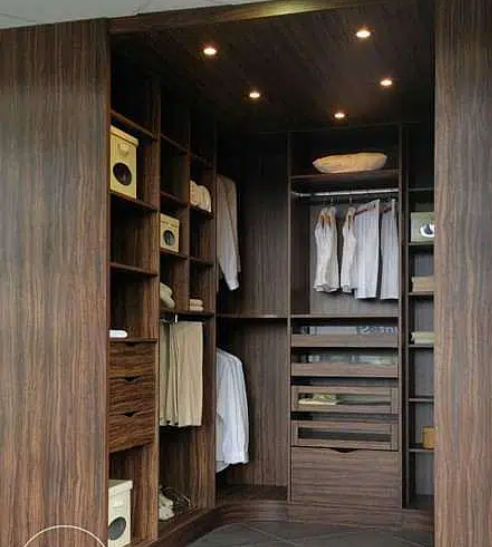 دريسنج روم من مودرن فرنتشر تصميمات و مقاس مصمم خصيصا لك- Dressing room
