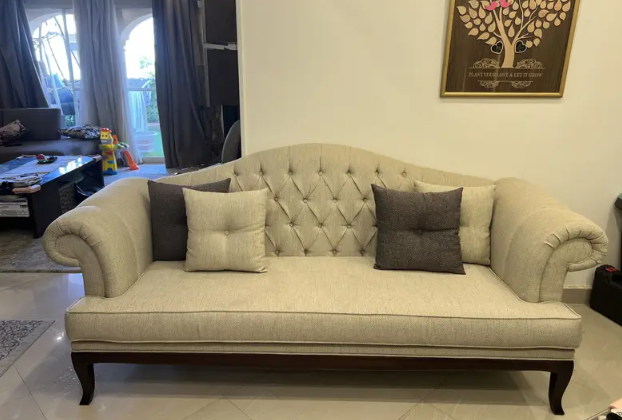 Contemporary reception seatings