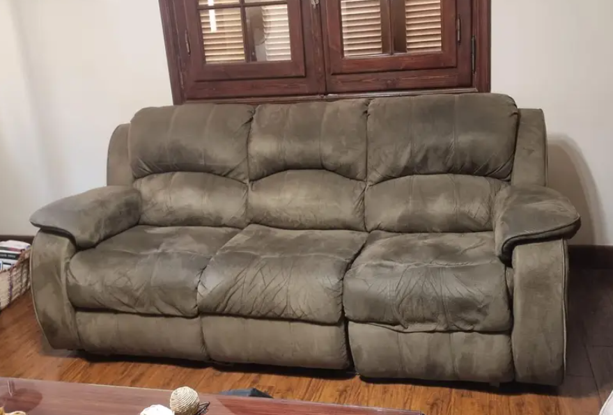 American Furniture 3 Seater & 2 Seater Reclining Sofas