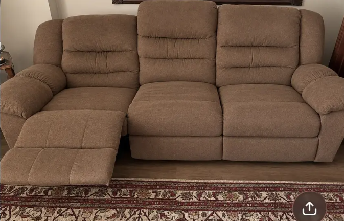 Recliner set hub furniture