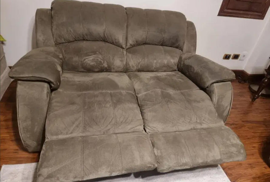 American Furniture 3 Seater & 2 Seater Reclining Sofas thumbnail
