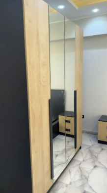 Full bedroom thumbnail