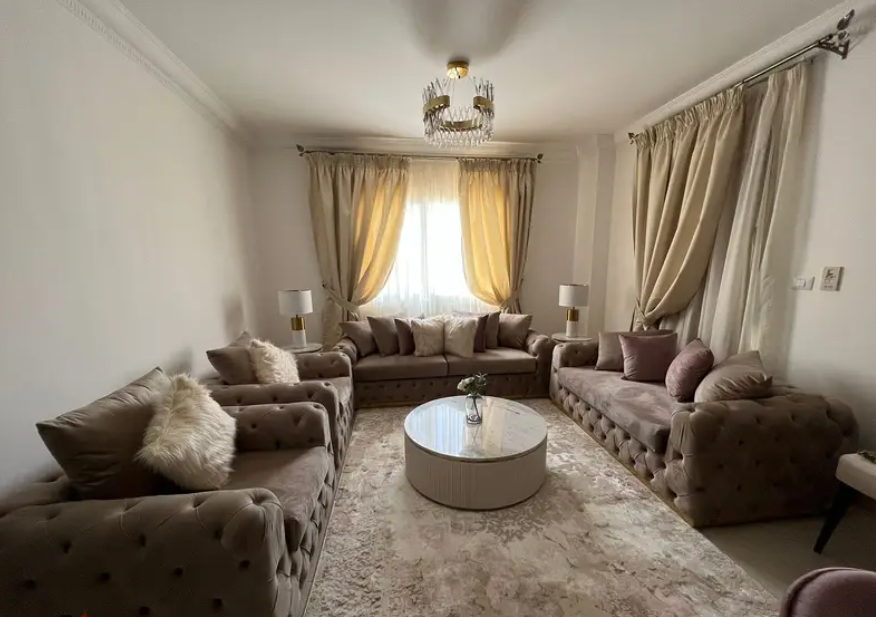 4 pieces saloon